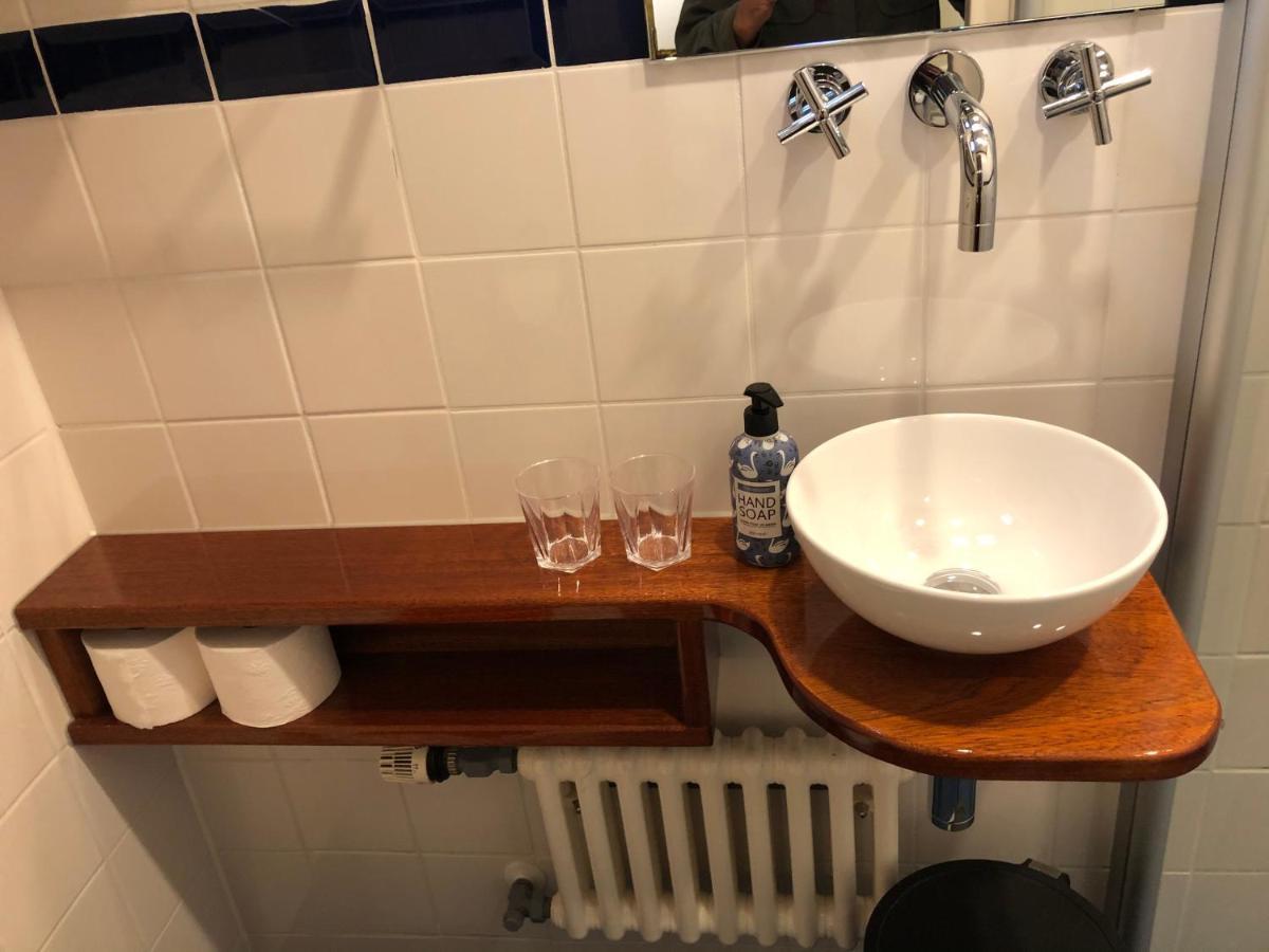 Hotelboot Zwaan Amszterdam Kültér fotó