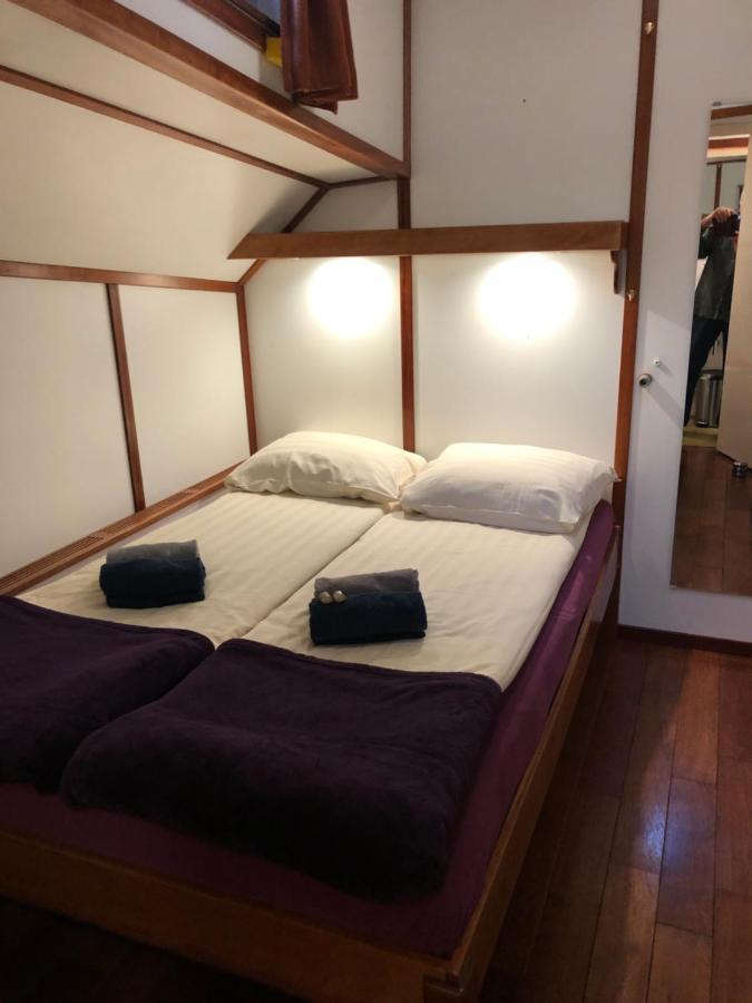 Hotelboot Zwaan Amszterdam Kültér fotó