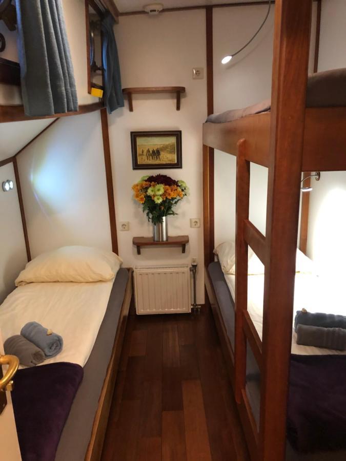 Hotelboot Zwaan Amszterdam Kültér fotó
