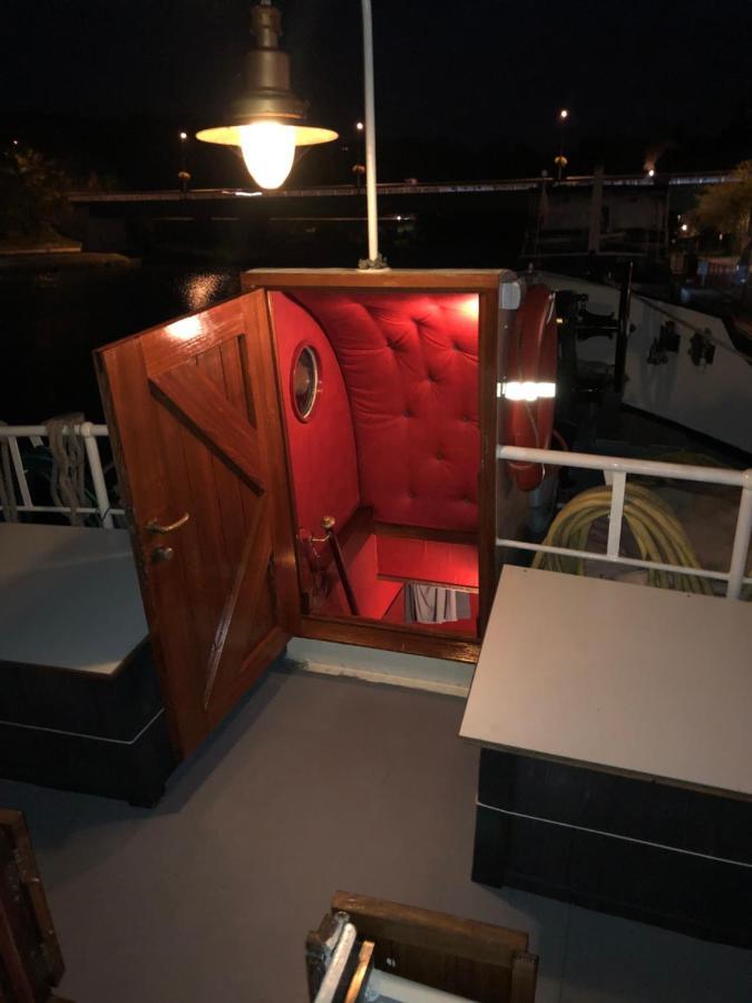 Hotelboot Zwaan Amszterdam Kültér fotó